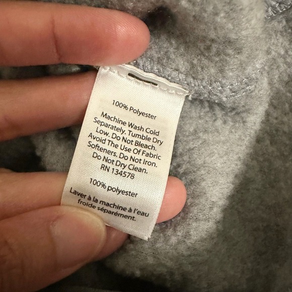 VINEYARD VINES Snap Placket Fleece Pullover in Gray Heather - Picture 7 of 9